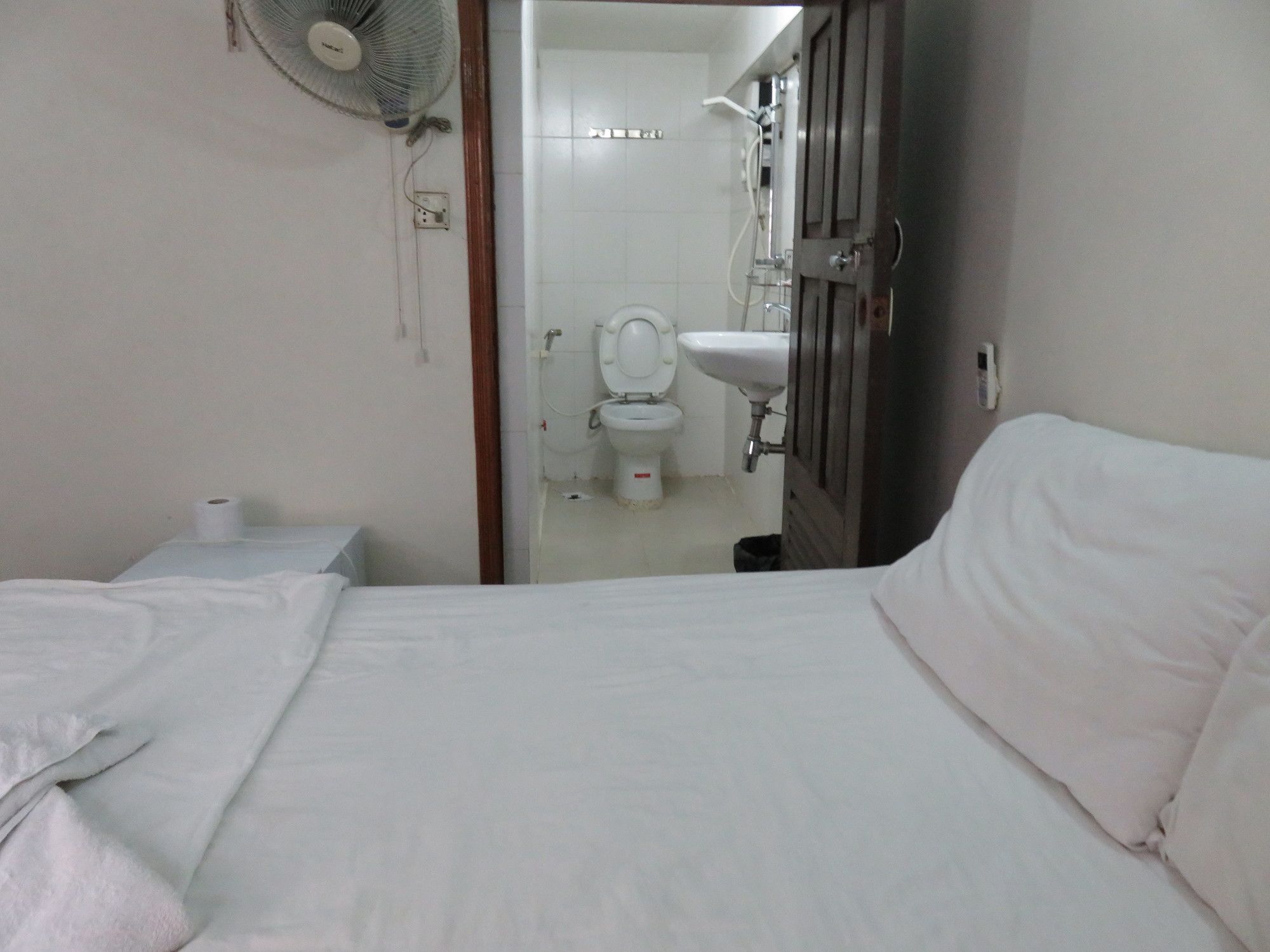 Nordic House Guesthouse Phnompen Kültér fotó
